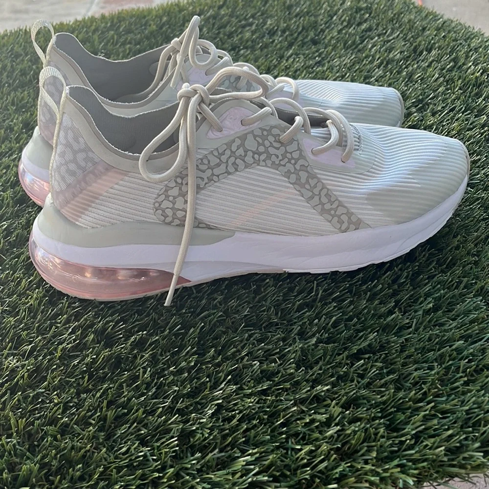 Fabletics shoes
